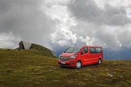 Fahrbericht: Opel Vivaro - Für Bergsteiger und Großfamilien Fahrbericht: Opel Vivaro - Für Bergsteiger und Großfamilien