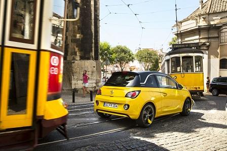 Opel Adam 2012
