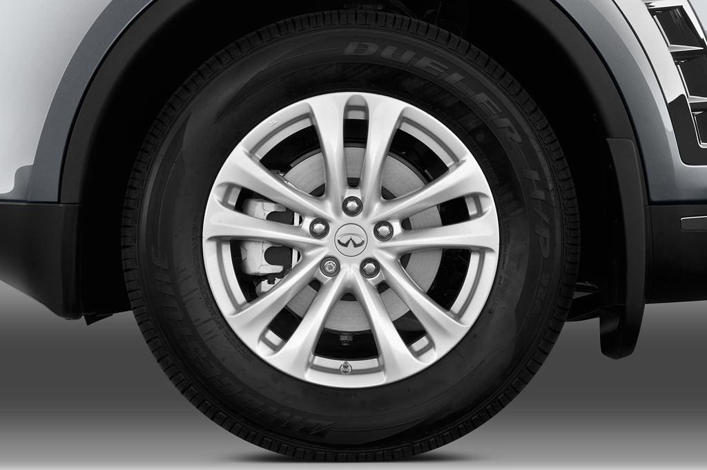 Infiniti FX (Baujahr 2011) GT Premium 5 Türen Reifen und Felge