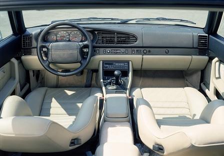 Porsche 944 mit Fahrer- und Baifahrer-Airbag (1987)