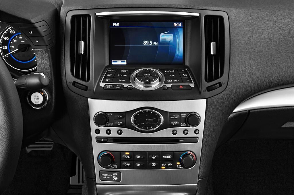 Infiniti G (Baujahr 2010) - 2 Türen Radio und Infotainmentsystem
