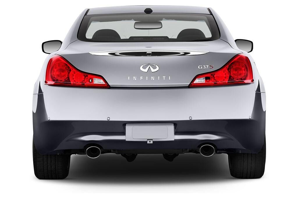Infiniti G (Baujahr 2010) - 2 Türen Heckansicht