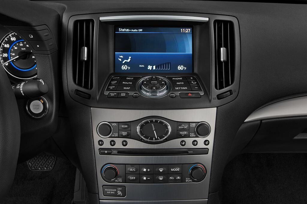 Infiniti G (Baujahr 2010) GT Premium 4 Türen Temperatur und Klimaanlage