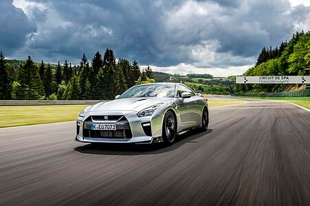 Fahrbericht: Nissan GT-R - Godzilla brüllt weiter