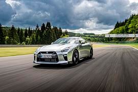 Fahrbericht: Nissan GT-R - Godzilla brüllt weiter
