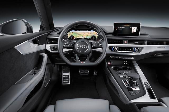 Auch das Virtuelle Cockpit ist zu haben