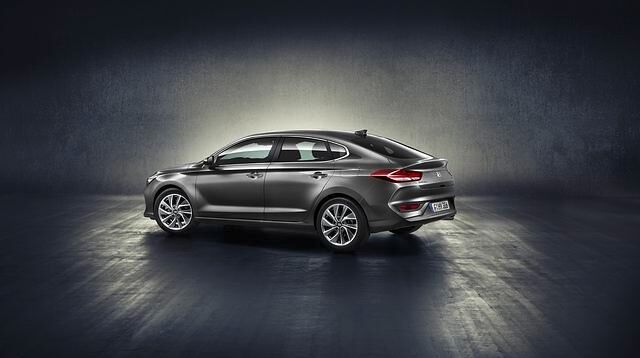 Mit dem Fastback baut Hyundai Anfang 2018 das Angebot der i30-Baureihe weiter aus 