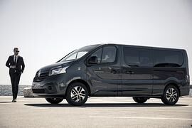 Renault Trafic Spaceclass - Rollender Konferenzsaal mit Bett