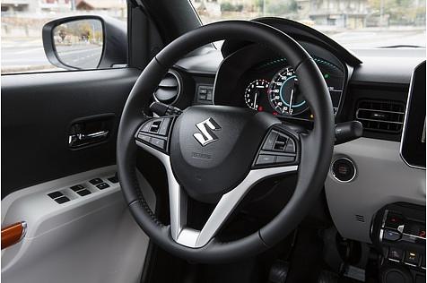 Das Cockpit des Suzuki Ignis.