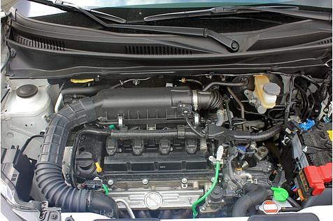 Der 1,2 Liter große Vierzylinder-Benzinmotor leistet 90 PS.