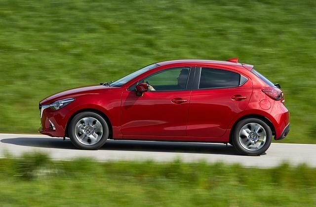 Den 4,06 Meter kurzen Mazda2 gibt es ausschließlich als Fünftürer