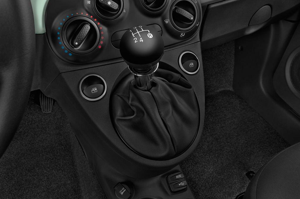 FIAT 500 (Baujahr 2014) Pop 3 Türen Schalthebel