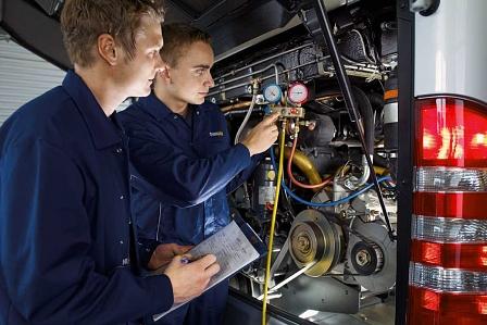 Bei Forschung, Entwicklung, Vertrieb und Service machen Mercedes und Setra seit 15 jahren gemeinsame Sache.