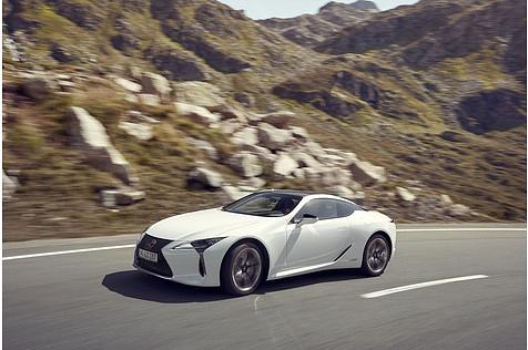 Der Lexus LC 500h hat nicht das Temperament des LC 500 mit 477 PS und V8-Motor