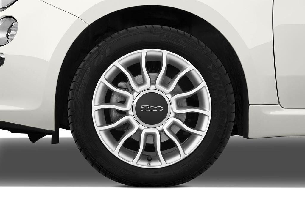 FIAT 500 C (Baujahr 2010) Lounge 2 Türen Reifen und Felge