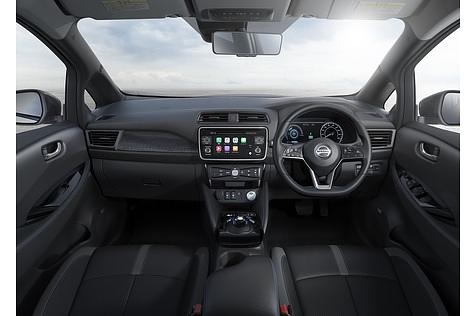 Das Cockpit des Nissan Leaf II 2018
