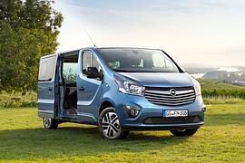 Opel Vivaro Life - Bett an Bord