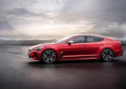 Preisansage für Kia Stinger - Der sticht mit 270 Sachen