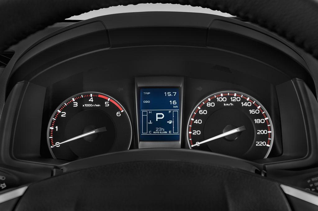 Isuzu D-Max (Baujahr 2015) Premium 4 Türen Tacho und Fahrerinstrumente