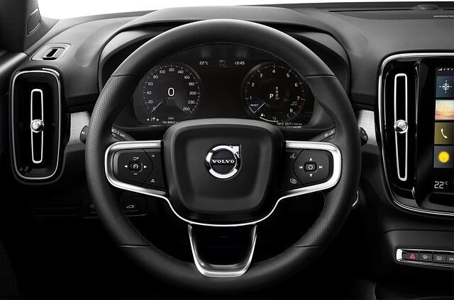 Das Innenraum-Design kennt man in ähnlicher Form von den größeren Volvo-Modellen