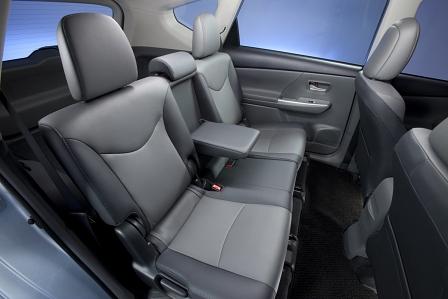 Toyota Prius V