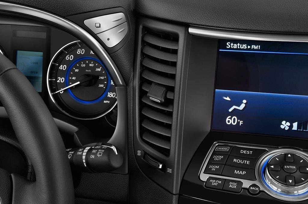 Infiniti QX70 (Baujahr 2013) - 5 Türen Lüftung