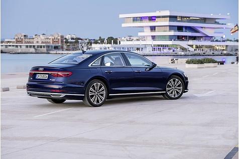 Der Audi A8 55 Quattro TFSI 5,17 Meter lang