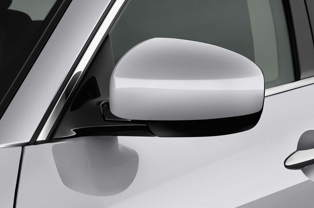 Infiniti QX70 (Baujahr 2013) - 5 Türen Außenspiegel
