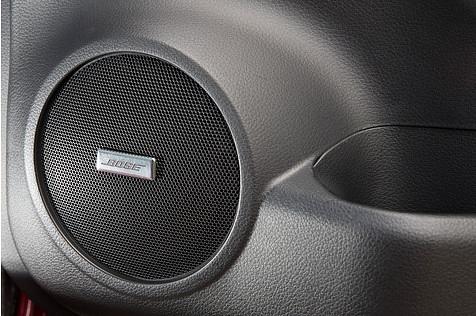 Seit dem Facelift ist eine Bose-Audio-Anlage mit acht Lautsprechern erhältlich