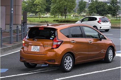 Nissan Note E-Power - 4,10 Meter lang
