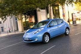 Nutzerakzeptanz Elektroautos - Technikfreaks und besserverdienende Senioren