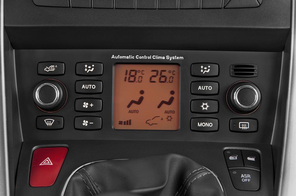FIAT Croma (Baujahr 2010) Emotion 5 Türen Temperatur und Klimaanlage