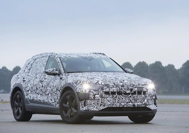 Audi e-tron  - Stromer im Tarnkleid