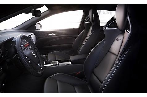 Die Sportsitze des Opel Insignia GSi