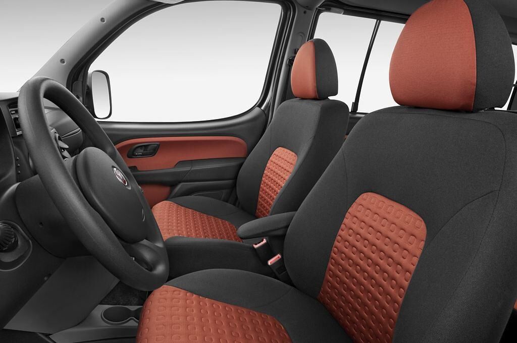 FIAT Doblo (Baujahr 2010) Dynamic 5 Türen Vordersitze