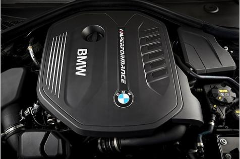 Der Turbo-Reihensechszylinder leistet 250 kW / 340 PS