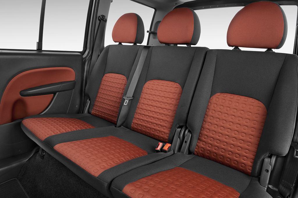 FIAT Doblo (Baujahr 2010) Dynamic 5 Türen Rücksitze
