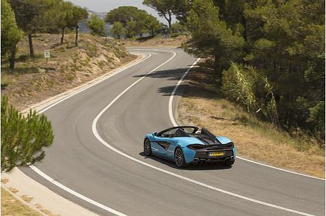 Bis zu 328 km/h ist er schnell.