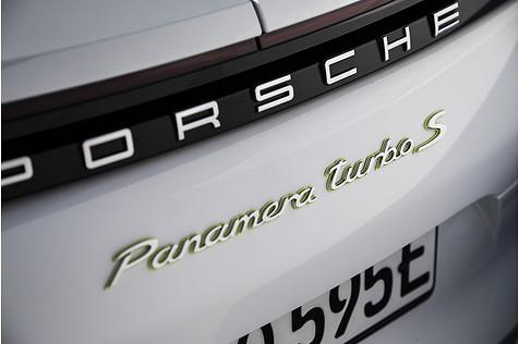 Porsche Panamera Turbo S E-Hybrid - der normale Turbo leistet 550 PS