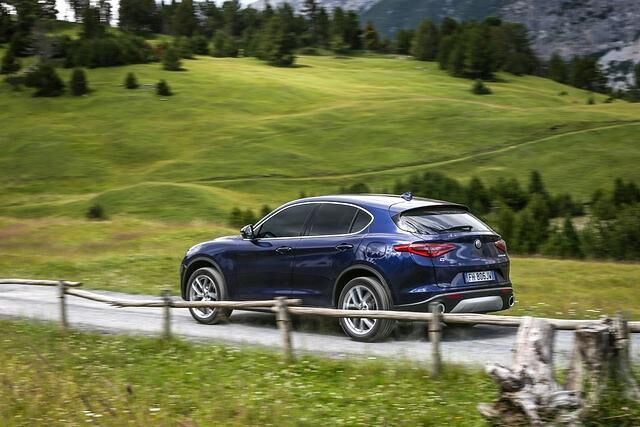 Bei den neuen Einstiegsdieselmotoren setzt Alfa Romeo auf reinen Heckantrieb