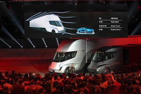 Tesla Semi Truck - Elektrolaster mit 800 Kilometern Reichweite