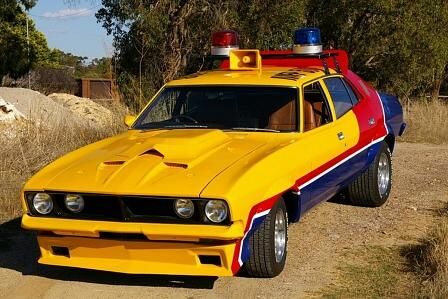 Polizeiwagen der Main Force Patrol aus "Mad Max"