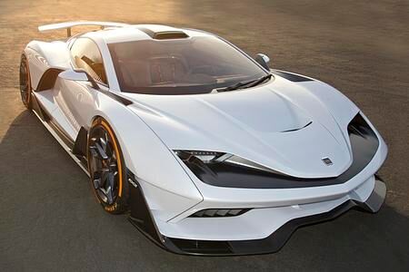 Supersportler Aria FXE - Neues Mitglied im Mille-Club Supersportler Aria FXE - Neues Mitglied im Mille-Club