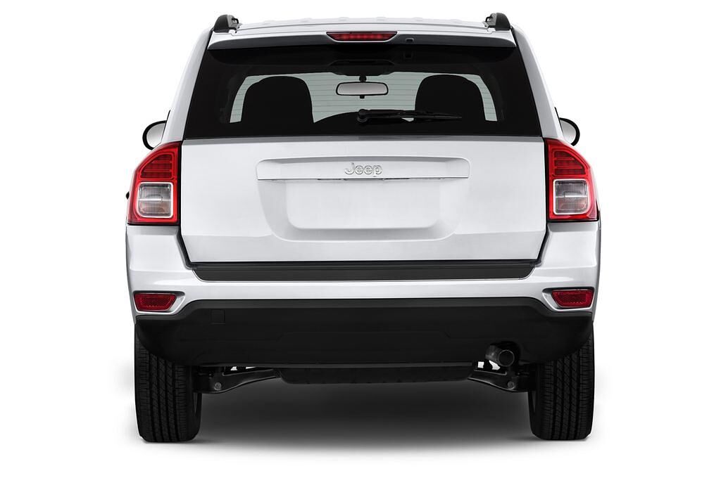 Jeep Compass (Baujahr 2011) Sport 5 Türen Heckansicht