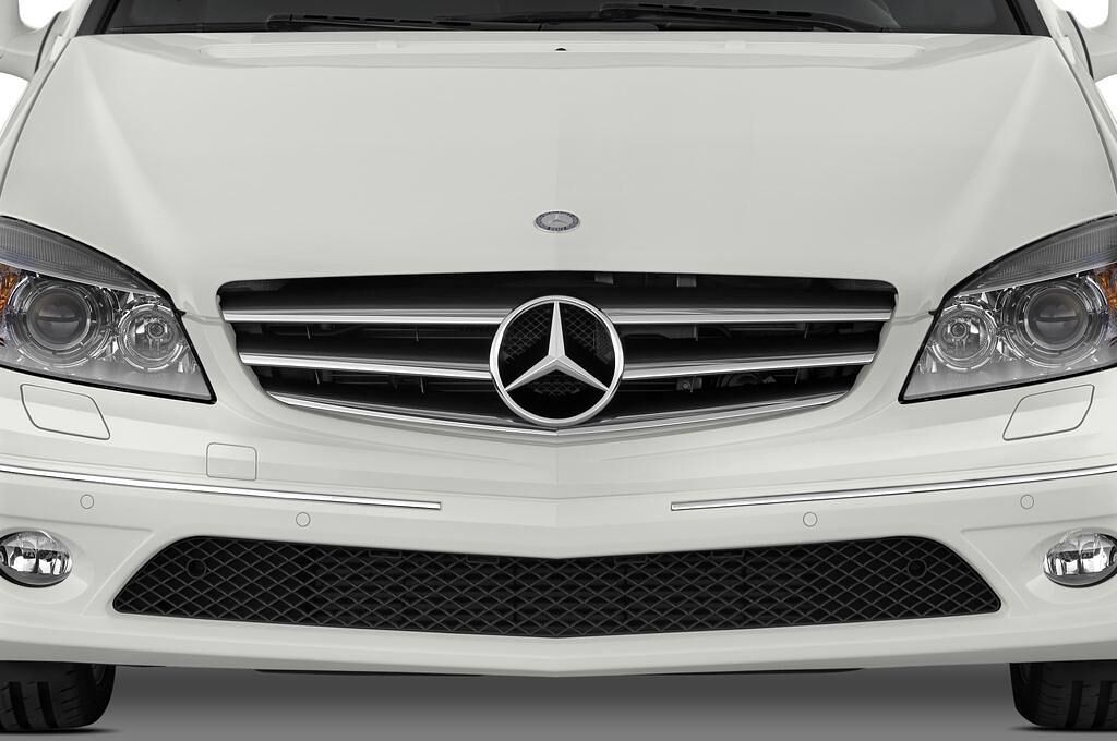 Mercedes CLC (Baujahr 2010) - 3 Türen Kühlergrill und Scheinwerfer