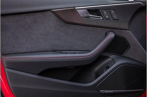 Audi RS4 Avant - edles Interieur wie man es von Audi kennt