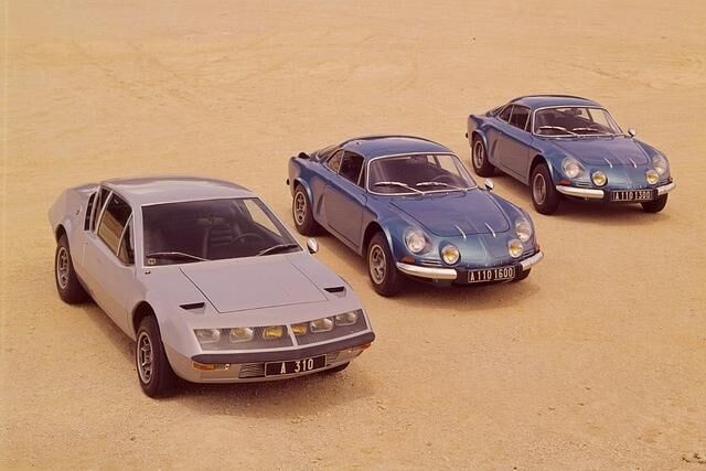 Alpine A110 als 1300 (rechts), 1600 (Mitte) und A310 (links)