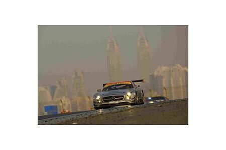 24-Stunden-Rennen-Dubai 2011: Dritter Platz für den SLS AMG GT3 24-Stunden-Rennen-Dubai 2011: Dritter Platz für den SLS AMG GT3