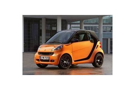 Attraktive Sonderedition smart fortwo nightorange