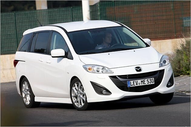Zu haben ist der Mazda 5 1.6 MZ-CD ab 22.790 Euro, die hier gezeigte Topversion Sports-Line kostet mindestens 28.390 Euro
